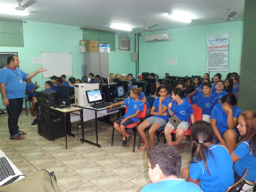 ESCOLA  VIEGAS PALESTRA