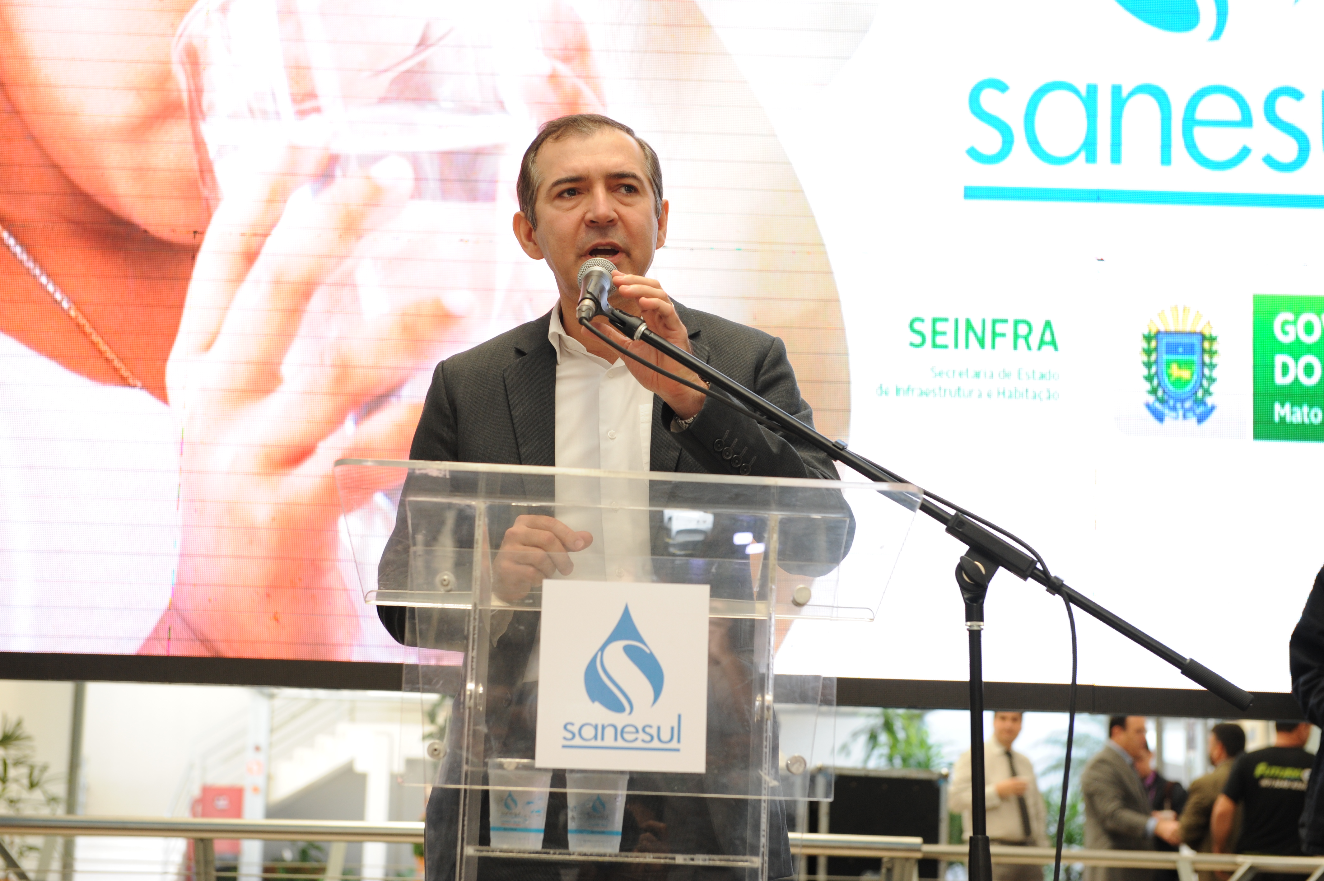 Pronunciamento do Superintendente da Caixa, Evandro Narciso Lima(Foto: Marcelo Moriyama)