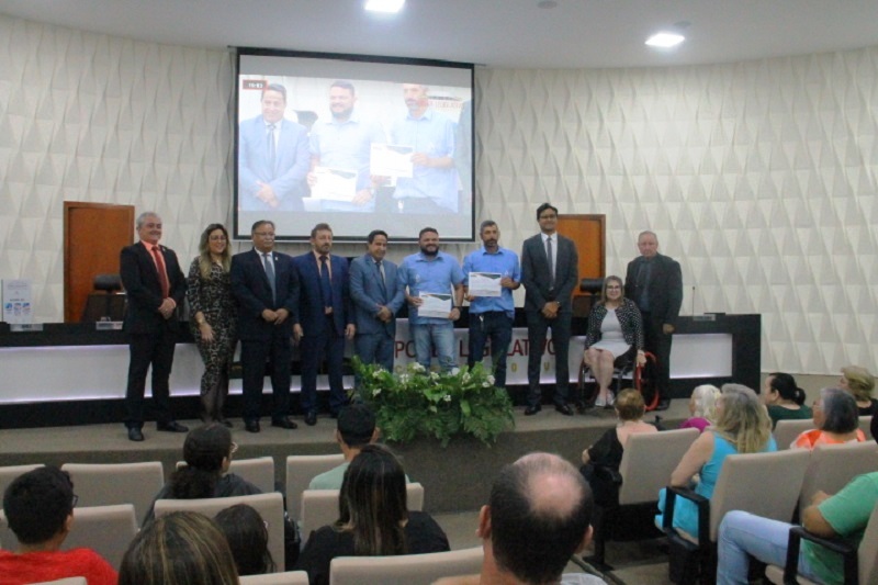 Câmara de Chapadão do Sul homenageia vencedores do 1° Prêmio Inovação da Sanesul                                                                                                                                                                                                                                                                                                                                                                                                                                    