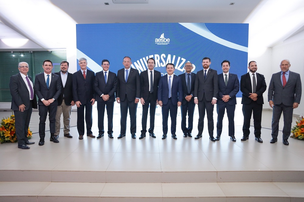 Presidente da Sanesul participa da cerimônia de posse da nova diretoria da Aesbe                                                                                                                                                                                                                                                                                                                                                                                                                                    