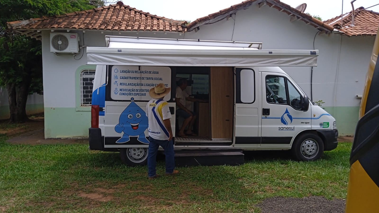 Sanesul faz atendimento itinerante no distrito São João do Aporé                                                                                                                                                                                                                                                                                                                                                                                                                                                    