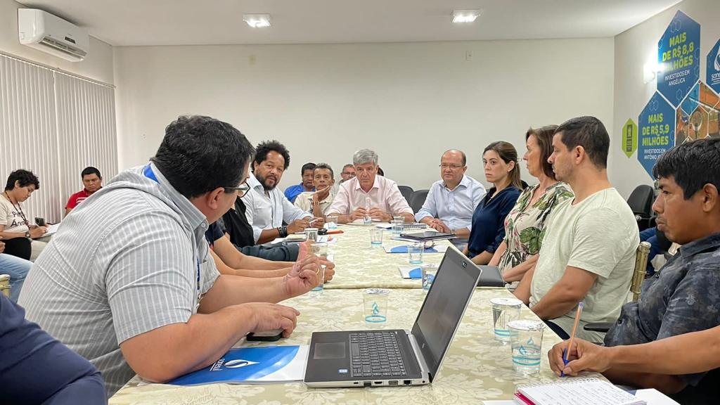 Novas ações são apresentadas para solucionar problemas de falta de água nas aldeias de Dourados                                                                                                                                                                                                                                                                                                                                                                                                                     
